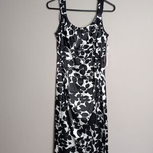 Maggy London Black and White Leaf Print Satin Midi Pencil Skirt NWT 10